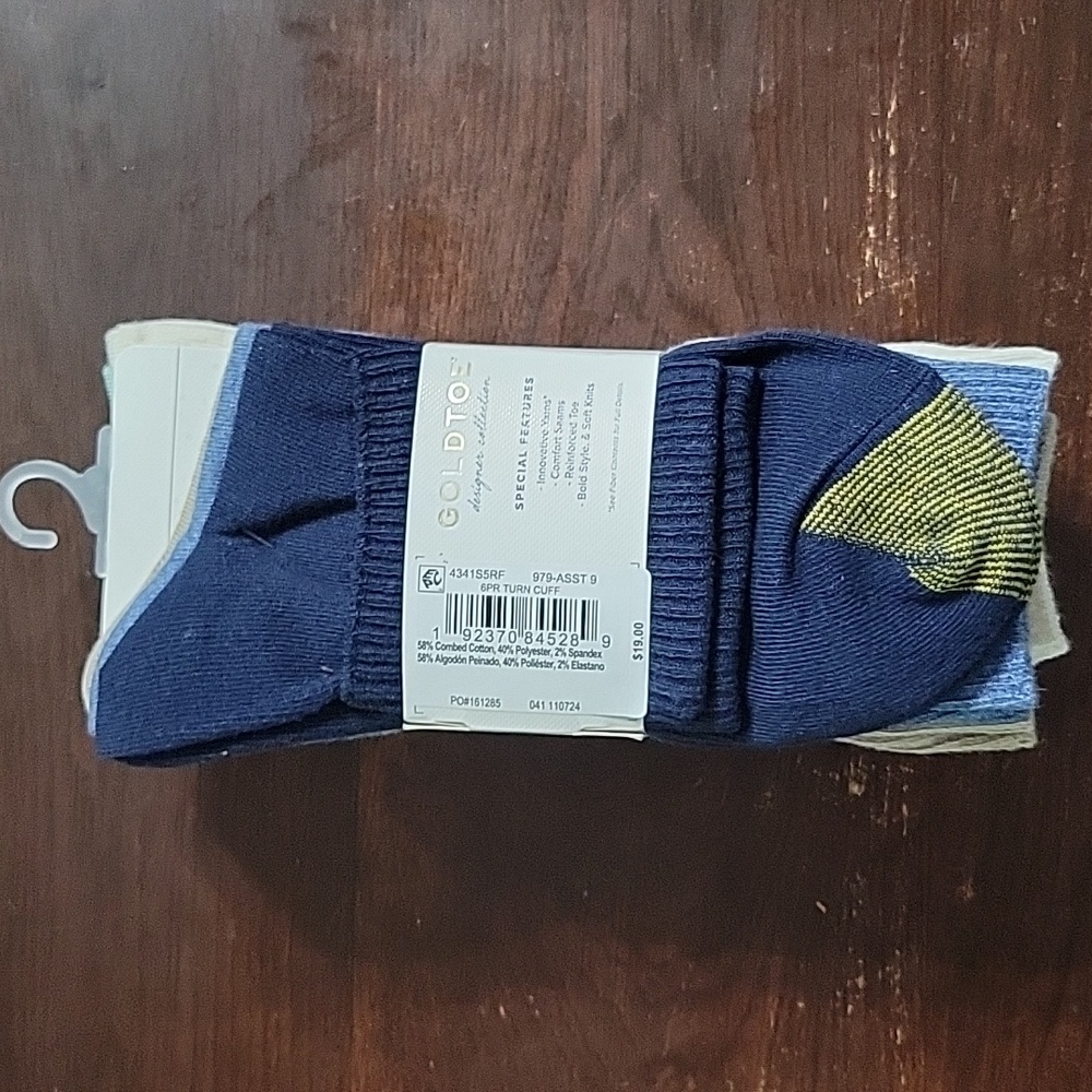 Goldtoe Socks - Picture 3 of 4